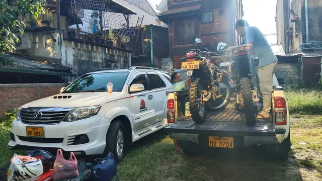 6 Days Hanoi 4WD Experience to Ha Giang Mountain