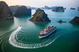 6 Days Hanoi Easy Rider To Halong - Cat Ba - Ninh Binh